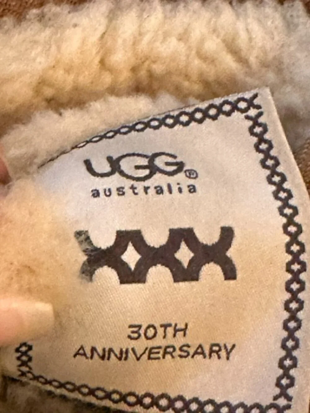 UGG 3Oth Anniversary Limited Edition Braided Boots Vintage Brown Very Rare Sz 8